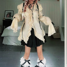 画像をギャラリービューアに読み込む, レースシャツ グランジ ゴシック イレギュラー ブラウス 原宿 バンデージ シャツ ヴィンテージ ロリータ 洋服 lolita vネックレデイーズ