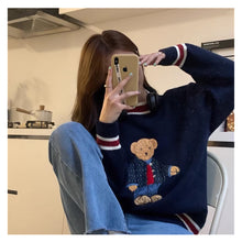 画像をギャラリービューアに読み込む, かわいい韓国っぱ刺繍入りベアカラーブロック ストライプVネックニットセーターレデイーズ