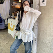 画像をギャラリービューアに読み込む, デザイン性抜群 レースカットアウト フリル袖長袖Tシャツ 春新作 スリム見えトップス