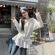 画像をギャラリービューアに読み込む, デザイン性抜群 レースカットアウト フリル袖長袖Tシャツ 春新作 スリム見えトップス