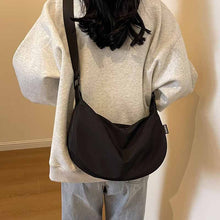 画像をギャラリービューアに読み込む, 学生カジュアルナイロンリュック女性新型潮韓版ギョーザバッグ100枚入り大容量斜めショルダーバッグ