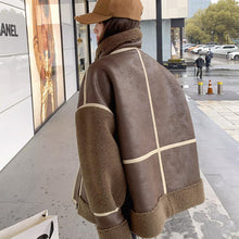 画像をギャラリービューアに読み込む, 原宿系スタイル ファッション 韓国 個性 派手 アウター ブルゾン ジャケット ジャンパー ダウン ファー ボア シンプル ダウン もこもこ ふわふわ 防寒 厚手 大きいサイズ あったか レディース ガールズ POP 発表会衣装 練習着 公演服 ダンス衣装