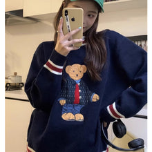 画像をギャラリービューアに読み込む, かわいい韓国っぱ刺繍入りベアカラーブロック ストライプVネックニットセーターレデイーズ