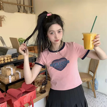 画像をギャラリービューアに読み込む, 甘色Tシャツで 夏の着こなしプリント リンガーTシャツ Y2K カジュアル 半袖 クロップド丈 ハート ピンク ホワイト ストリート 韓国っぽ スポーティー