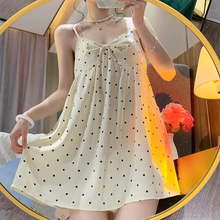 画像をギャラリービューアに読み込む, ルームウェアもガーリーに 2タイプ 水玉ルームウェア パジャマ ワンピース ショートパンツ ノースリーブ ラッフルフリル ドット柄 フリル Vネック セットアップ リボン ロンパース