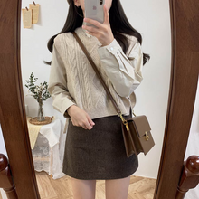 画像をギャラリービューアに読み込む, かわいいシンプルクロップドニットベスト