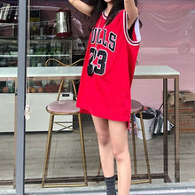 画像をギャラリービューアに読み込む, ダンス 衣装 ヒップホップ タンクトップ バスケット メッシュ ナンバーロゴプリント ノースリーブ レッド ブラック ホワイト