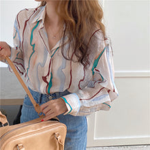 画像をギャラリービューアに読み込む, 長袖 シャツ 柄シャツ ランダムウェーブ柄 配色 ストライプ柄 リップル生地 レデイーズ