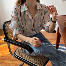 画像をギャラリービューアに読み込む, 長袖 シャツ 柄シャツ ランダムウェーブ柄 配色 ストライプ柄 リップル生地 レデイーズ