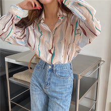 画像をギャラリービューアに読み込む, 長袖 シャツ 柄シャツ ランダムウェーブ柄 配色 ストライプ柄 リップル生地 レデイーズ