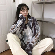 画像をギャラリービューアに読み込む, ファッション レディース トレンド ゆったり 大きめ ビッグシルエット カジュアル ストリート ヴィンテージ風 絵画風 メンズライク 春服 秋服