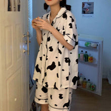 画像をギャラリービューアに読み込む, 韓国系セットアップ牛柄パジャマガーリー