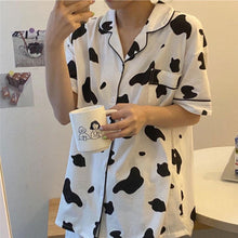 画像をギャラリービューアに読み込む, 韓国系セットアップ牛柄パジャマガーリー