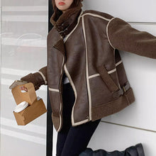 画像をギャラリービューアに読み込む, 原宿系スタイル ファッション 韓国 個性 派手 アウター　ブルゾン　ジャケット　ジャンパー　ダウン　ファー　ボア　シンプル　ダウン　もこもこ　ふわふわ　防寒　厚手　大きいサイズ　　あったか　レディース　ガールズ POP 発表会衣装 練習着 公演服 ダンス衣装
