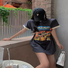 画像をギャラリービューアに読み込む, レトロ カジュアル 英字ロゴ半袖Tシャツレデイーズ
