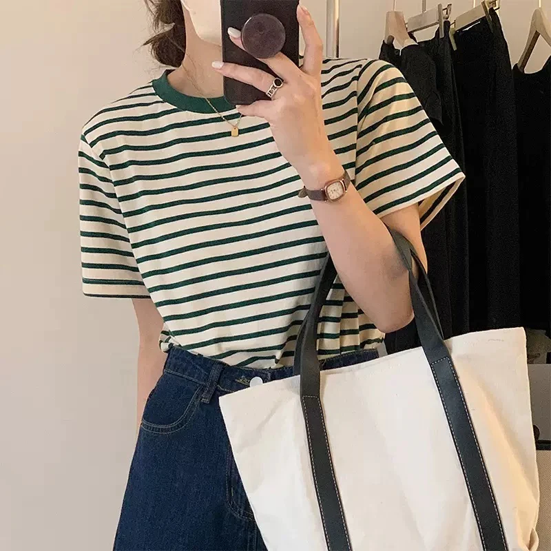 韓国っぱルーズなサイズネック襟なし半袖Tシャツストリート系