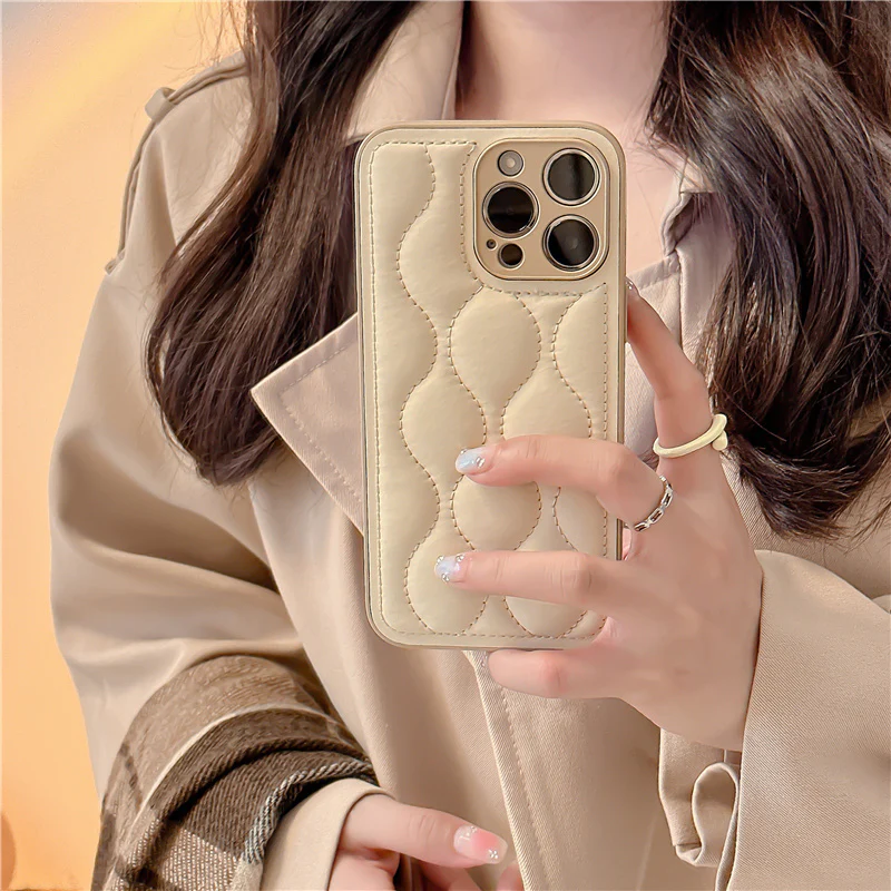 iphone14ケースダウンジャケット可愛いiphone ケース